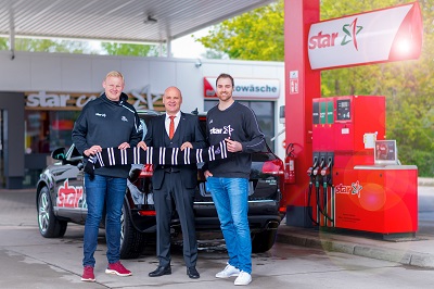 star Tankstellen_THW Kiel Vertragsverlaengerung_Patrick Wiencek_Waldemar Bogusch_Andreas Wolff ©ORLEN Deutsch.jpg