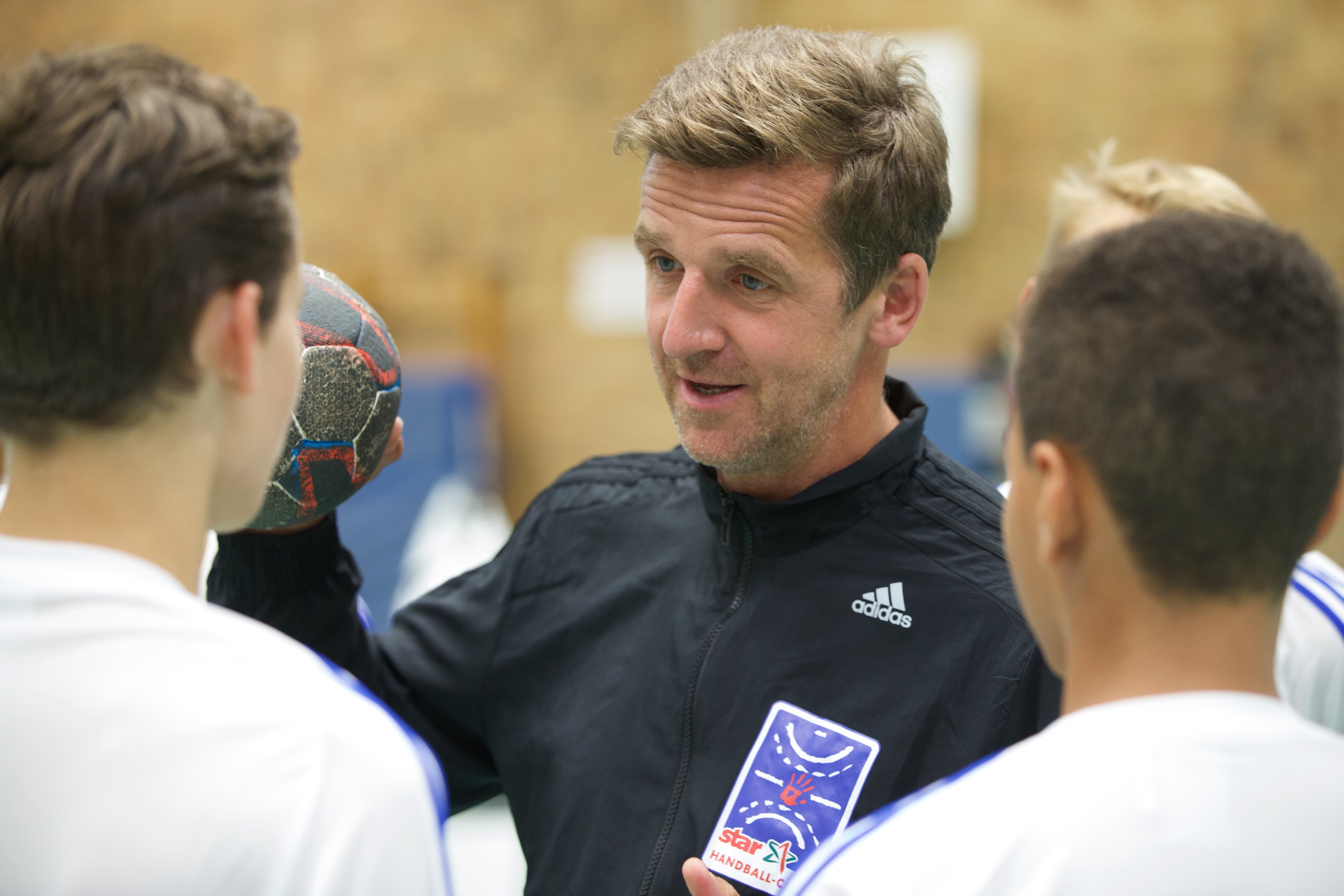 05_THW-YOUNGstar_CampHandball-Camp.jpg
